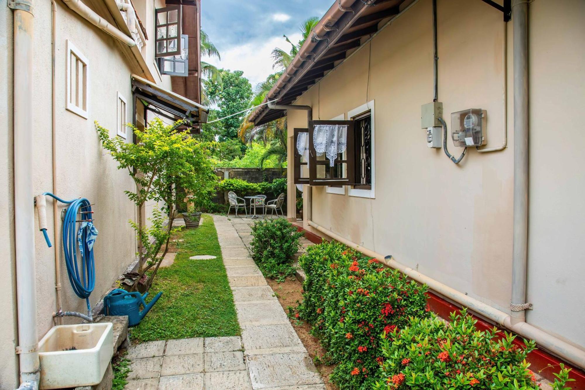 Fuchs Villas ネゴンボ エクステリア 写真